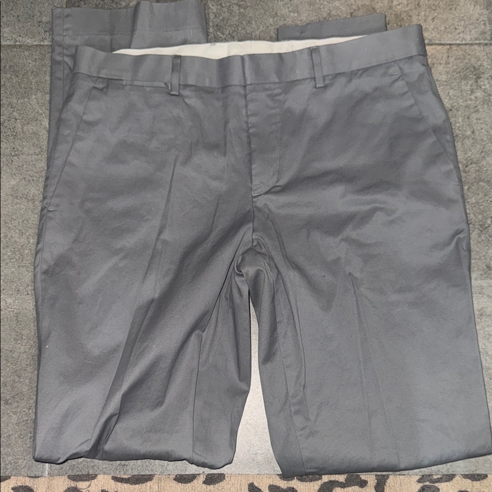 Men’s express chinos